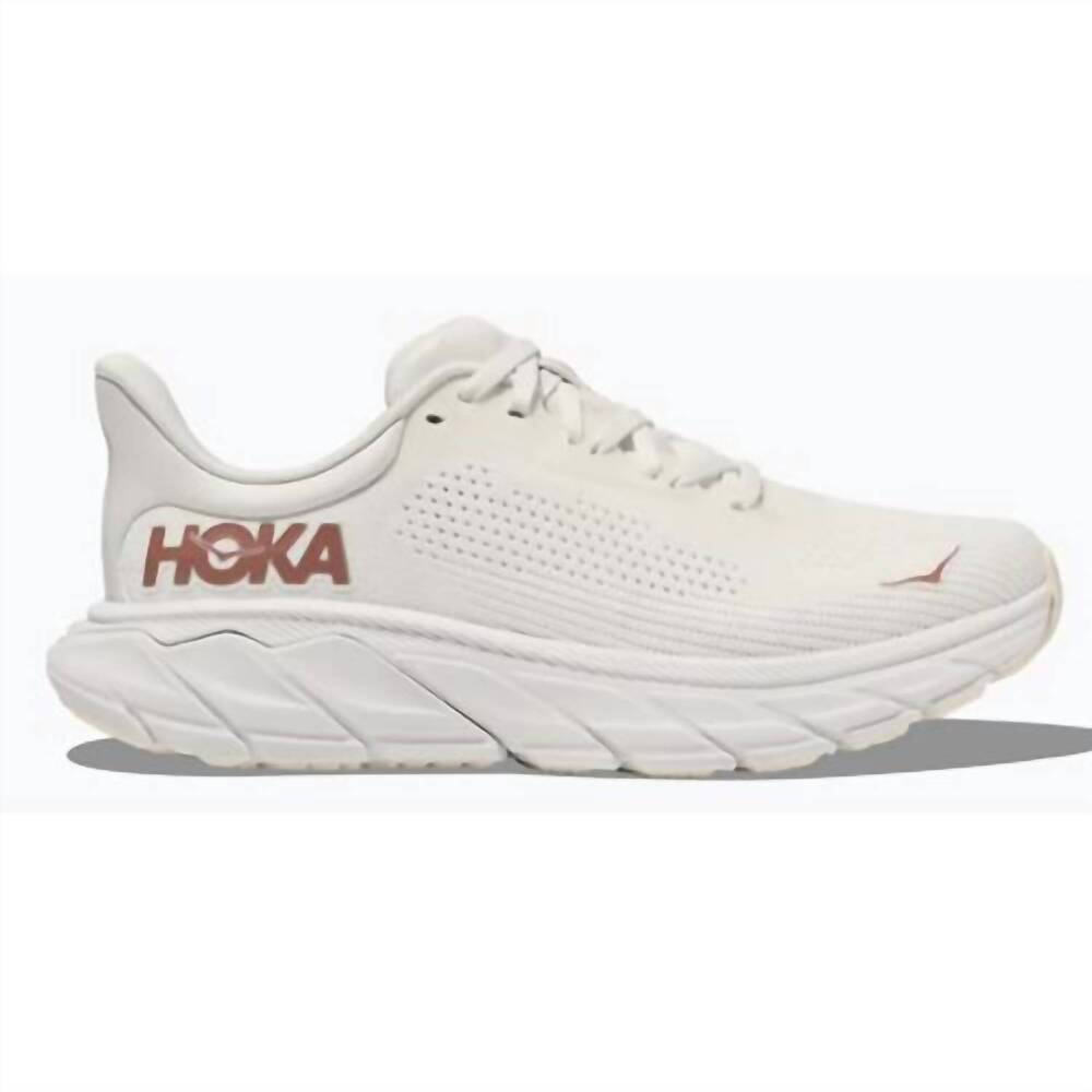NEW HOKA women's arahi 7 sneaker in blanc de blanc/rose gold